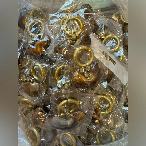 Bulk of Brown and gold Heart Napkin Rings